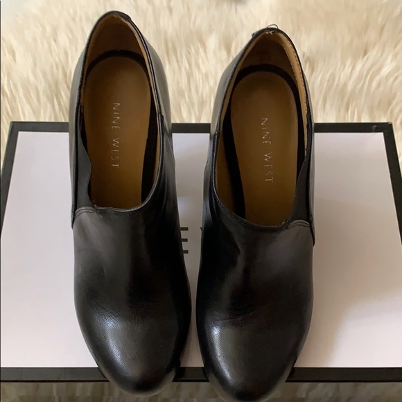 Brand new black heeled booties - Picture 2 of 7